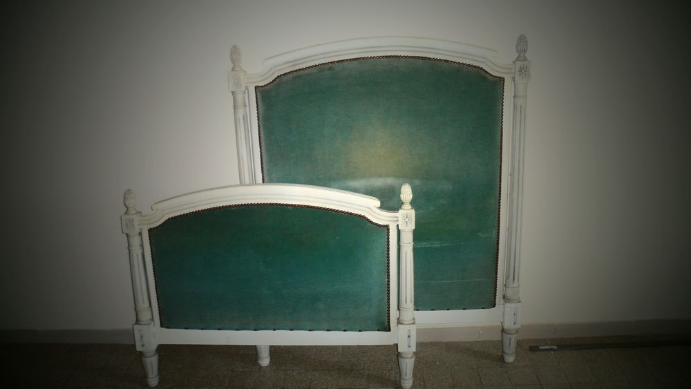 LIT 1 PERSONNES 90 X 190 CMS.STYLE  MARIE ANTOINETTE   
25 Armbouts-Cappel (59)