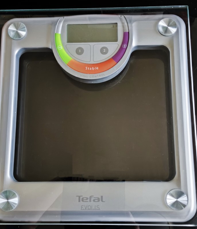 P�se Personne - TEFAL EVOLISGLASS 25 Garges-l�s-Gonesse (95)