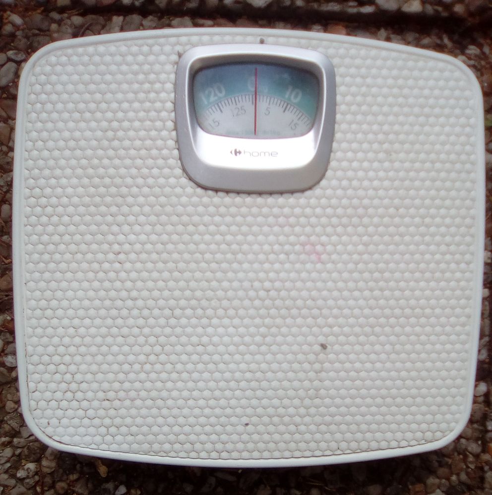 p�se personne 8 Beauchamp (95)