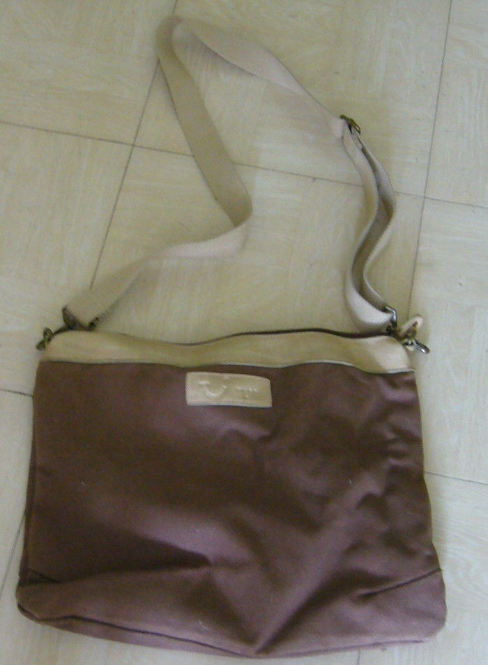 peti sac besace femme bandouliere 9 Versailles (78)