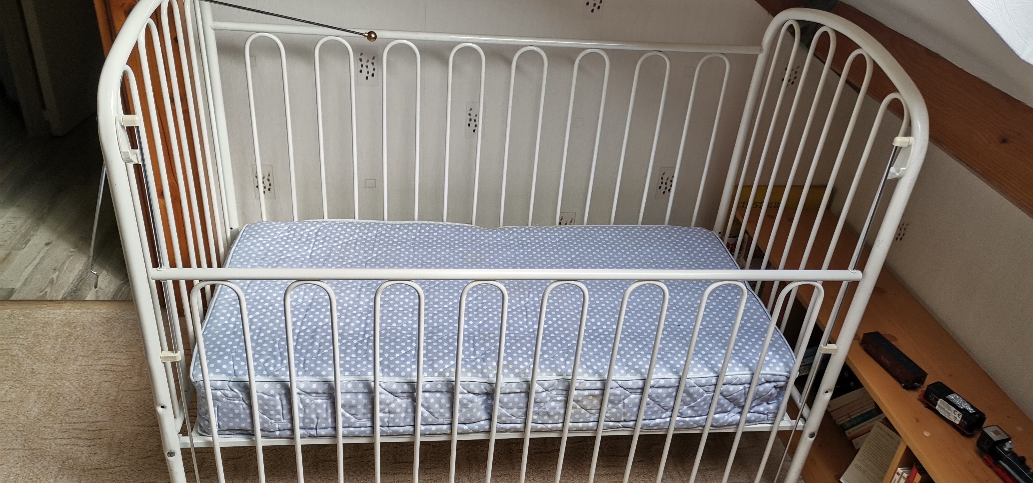 Petit lit en acier 50 Nevers (58)