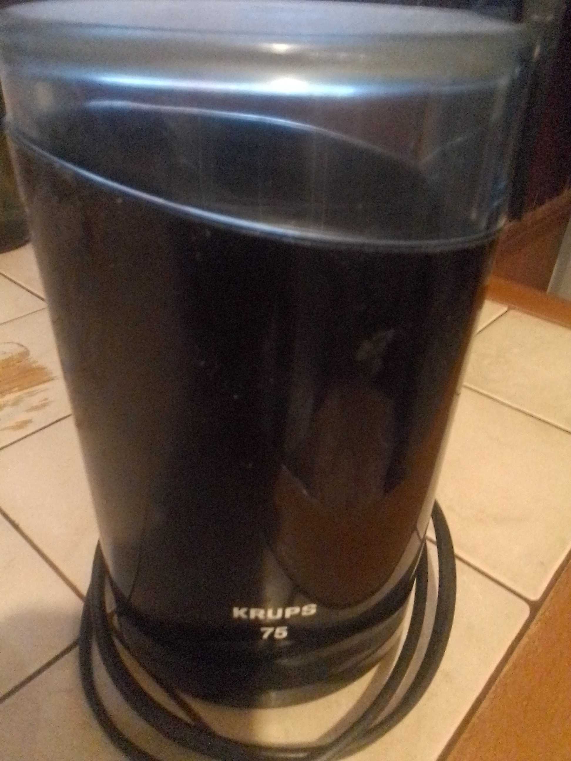 petit appareil de marque Krups 75pour broyer le caf� en grains 10 Sallanches (74)