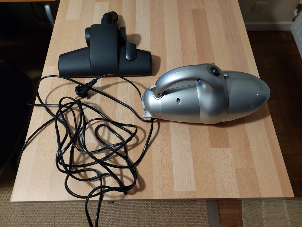 Petit aspirateur souffleur Passat 8 Rambouillet (78)