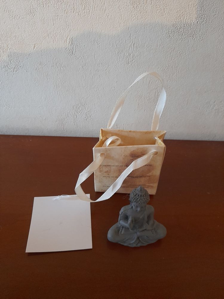 Petit Bouddha d�coratif (17) 5 Tours (37)