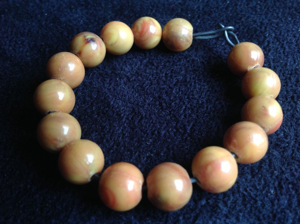 PETIT BRACELET PERLES BAK�LITE 17 cm Envoi Possible
2 Tr�gunc (29)