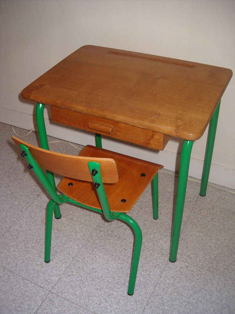 Petit bureau d'enfant 150 Bressuire (79)