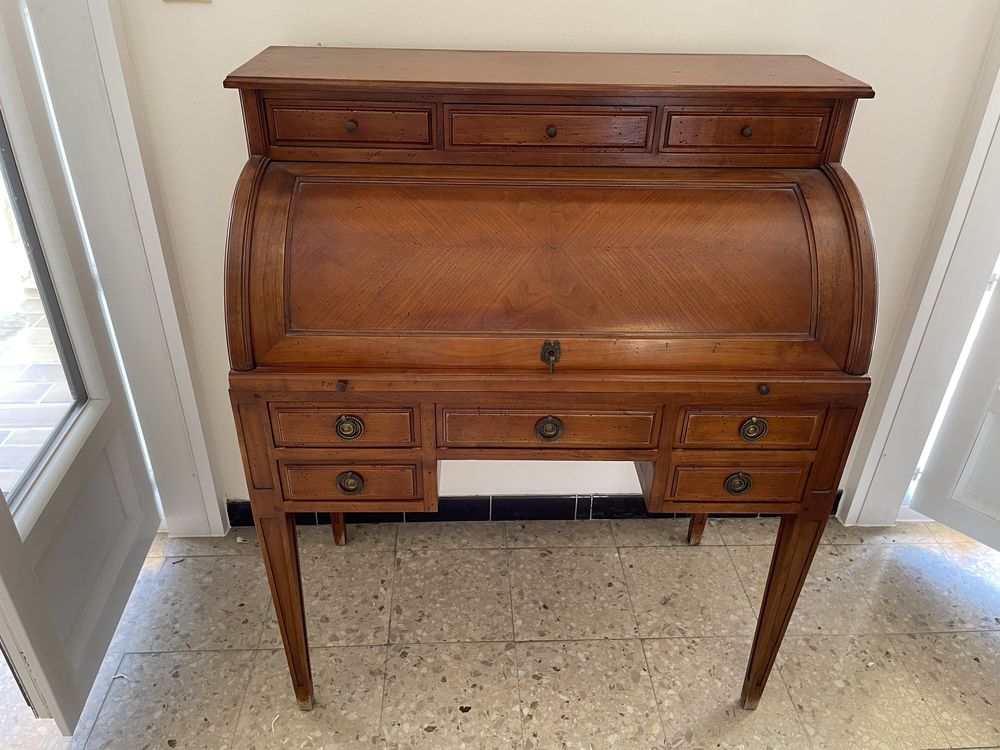 Petit bureau � rouleau 480 Carpentras (84)