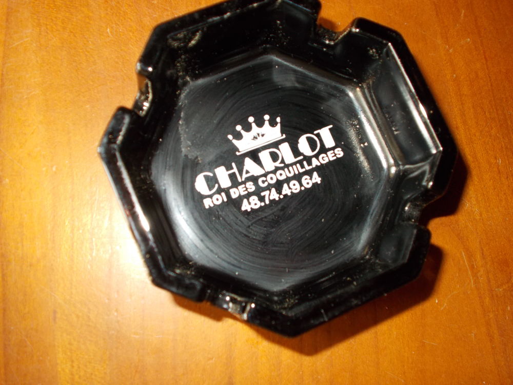 petit cendrier noir 5 Chissey-en-Morvan (71)