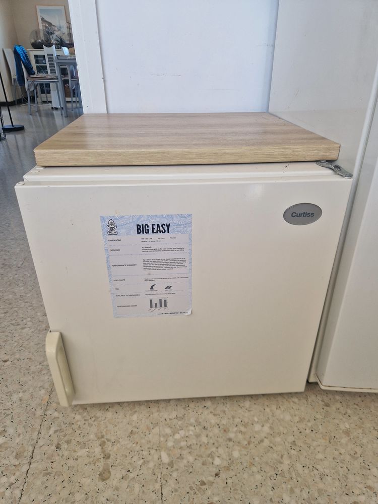 Petit cong�lateur d'appoint 205 litres 40 B�ziers (34)