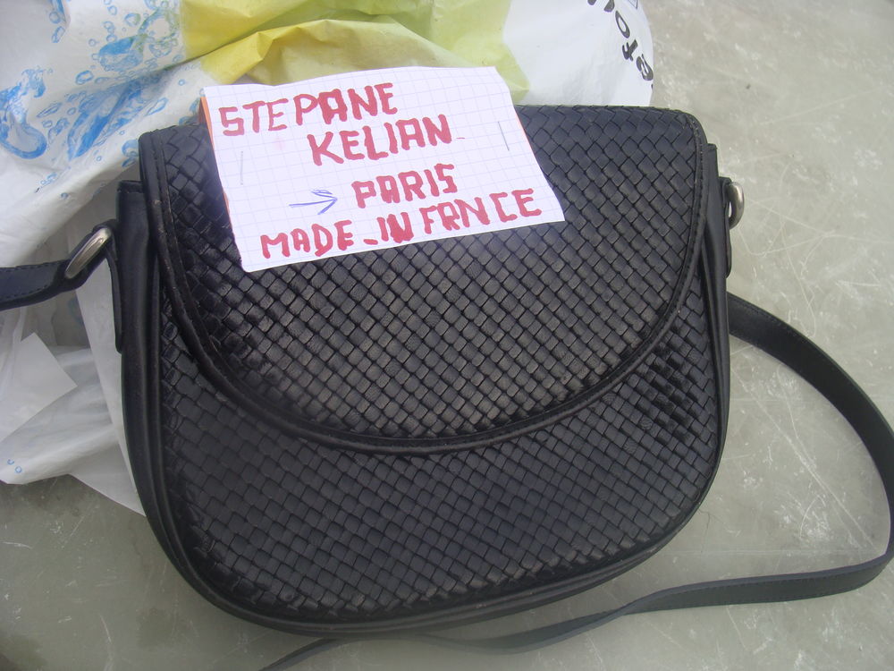 petit sac cuir 50 Saint-Martin-du-Bois (33)