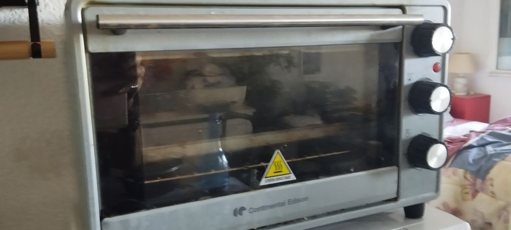 petit four 30 Fr�jus (83)