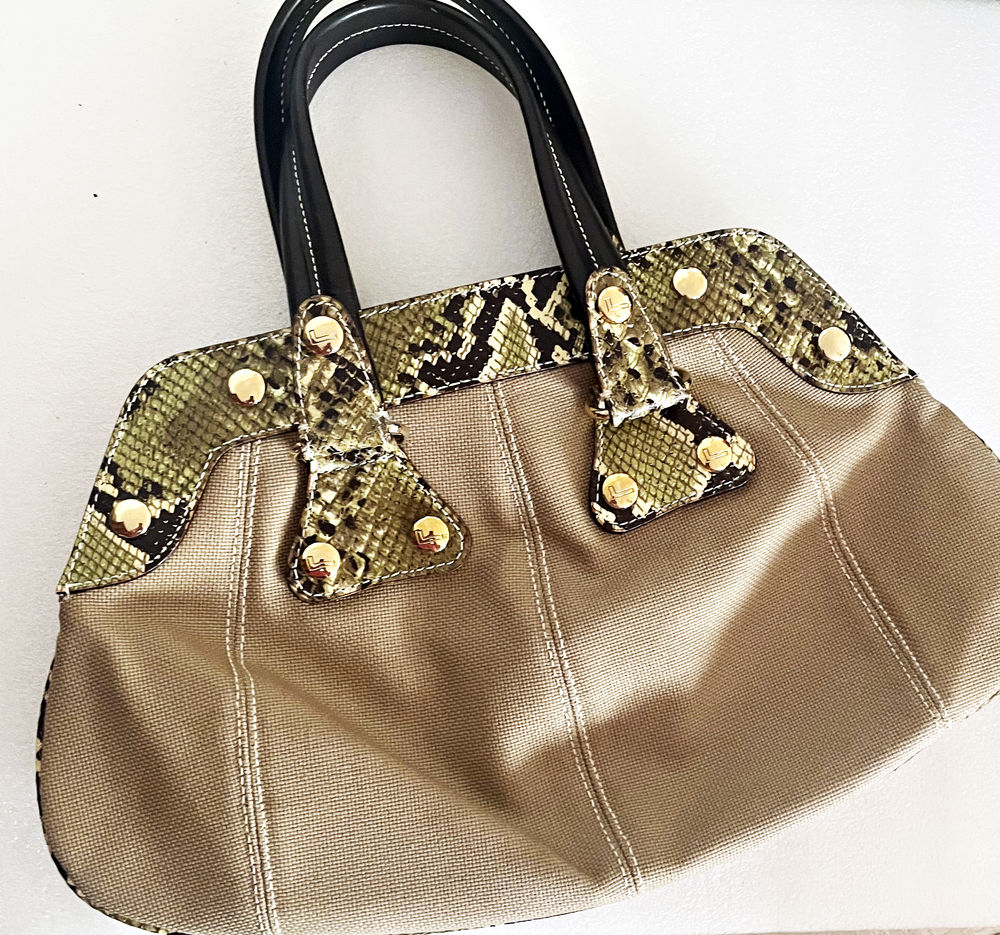 petit sac � main femme Lancel en toile Beige 59 Nogent-sur-Marne (94)