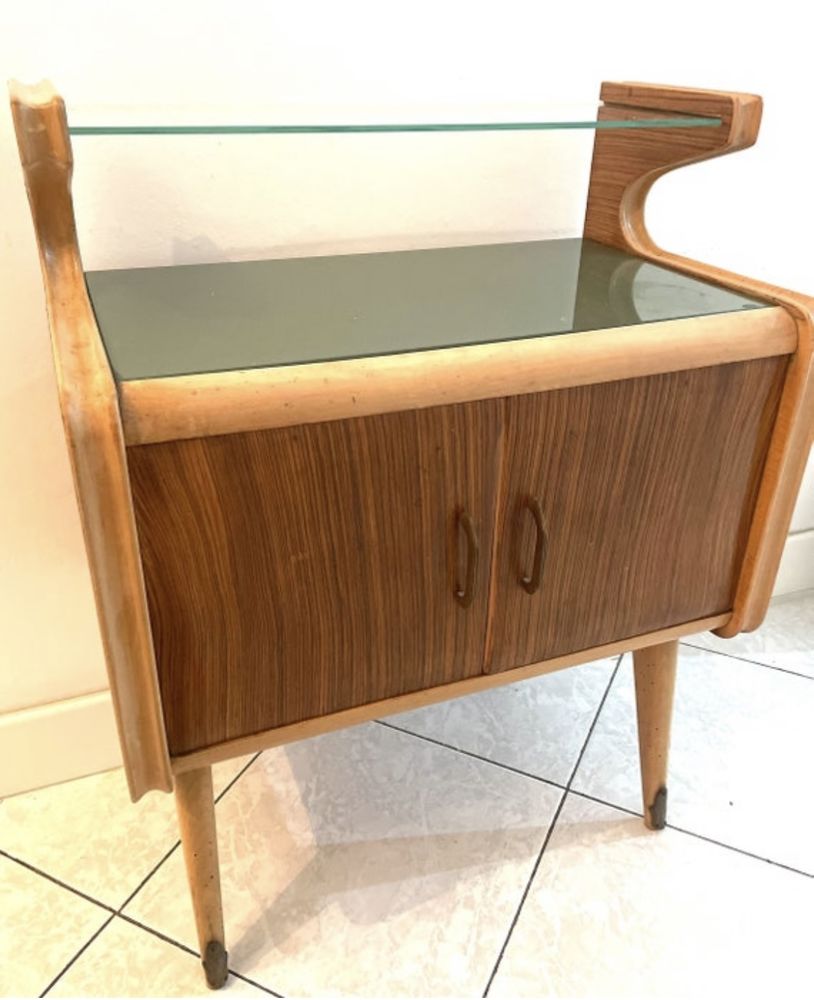 Petit meuble 1950s Vintage Design Italen  avec 2 portes . 0 Nice (06)