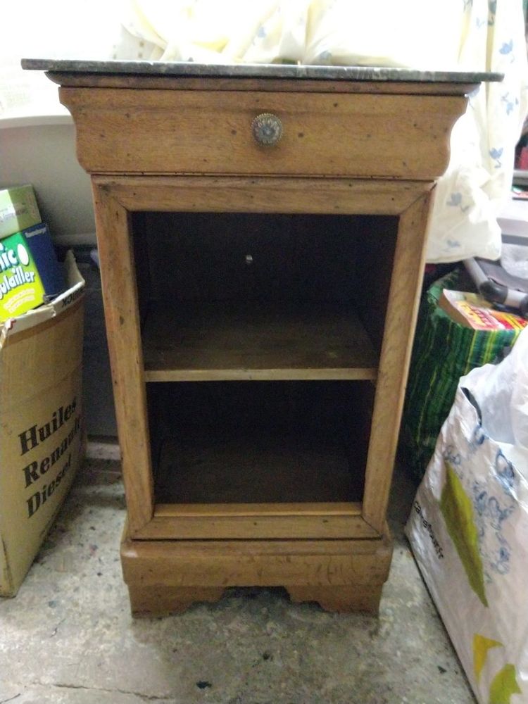 Petit meuble en bois et marbre 25 Amiens (80)