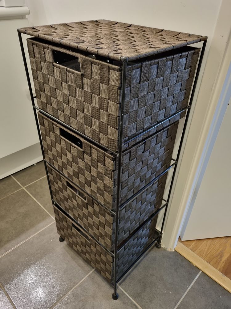 Petit meuble salle de bain ou chambre
30 Montigny-l�s-Cormeilles (95)