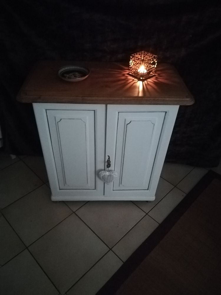 Petit meuble bar ou travailleuse... 280 Maule (78)