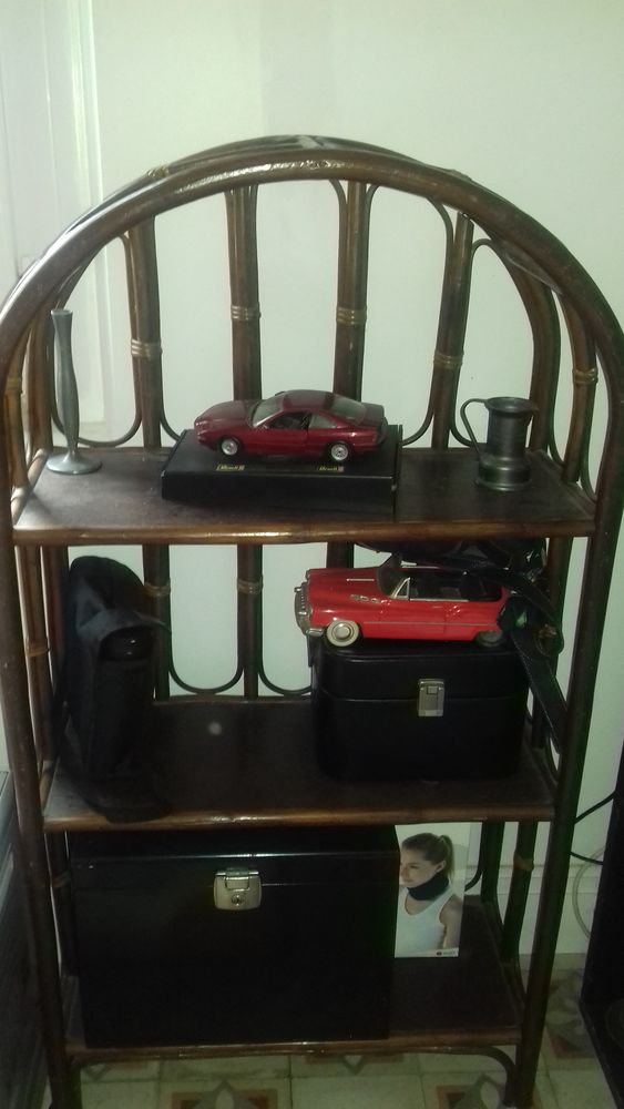 petit meubles 25 Pont-Saint-Esprit (30)