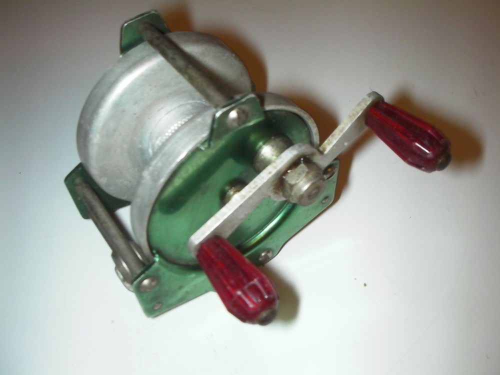 Petit moulinet made in france sans marque 15 Roques (31)