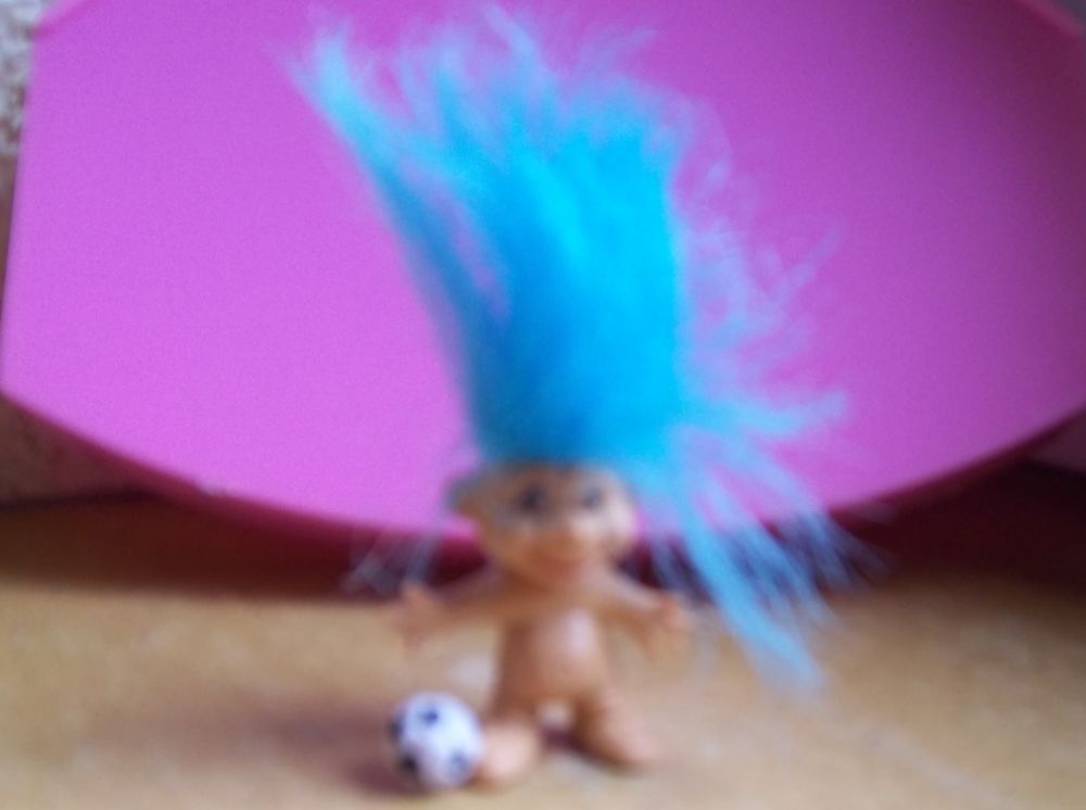 Petit pendentif troll 2 Colombier-Fontaine (25)