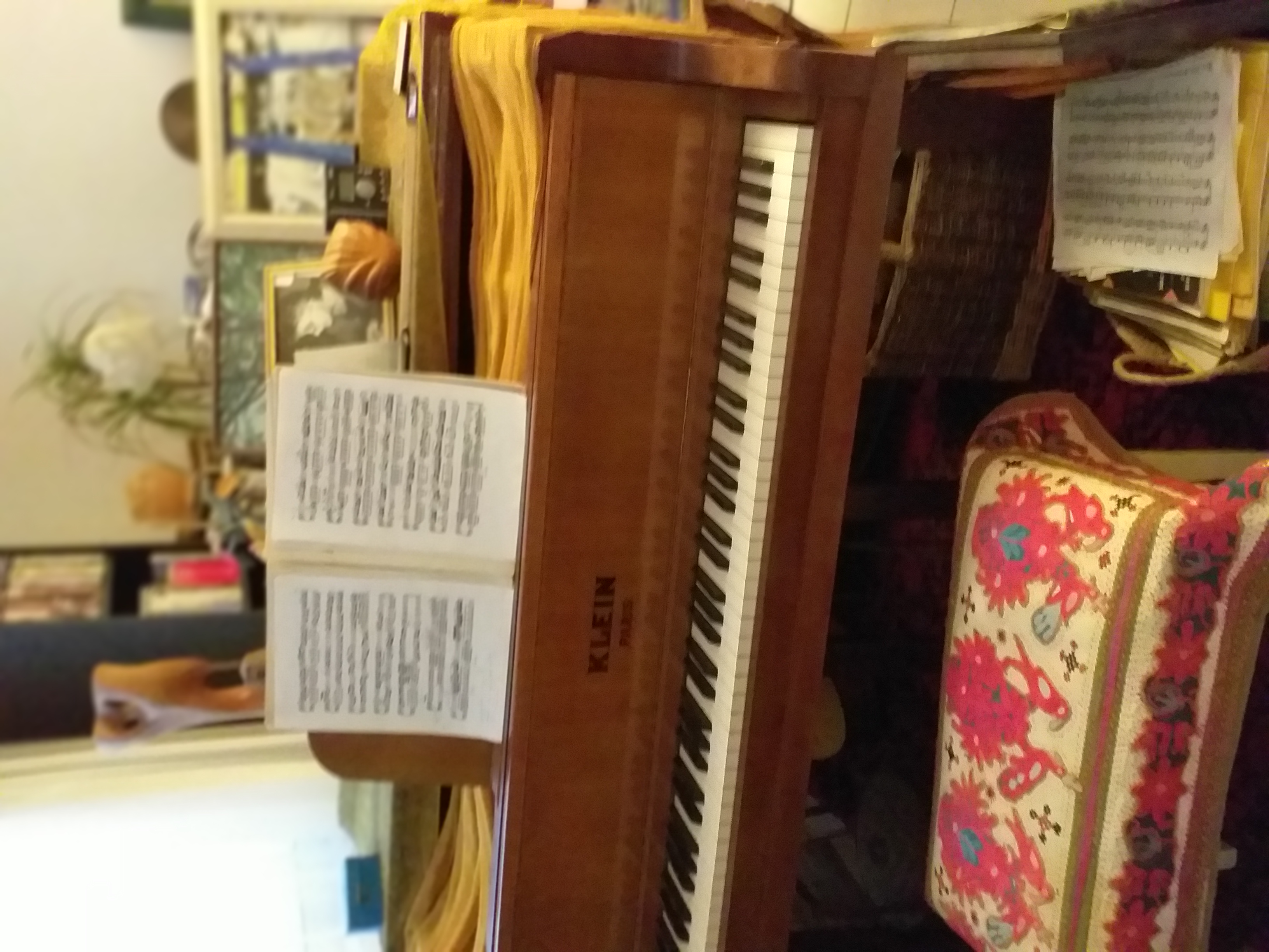 petit piano crapaud (1 m50/ 1 m 50) annee 1950 0 Montpellier (34)