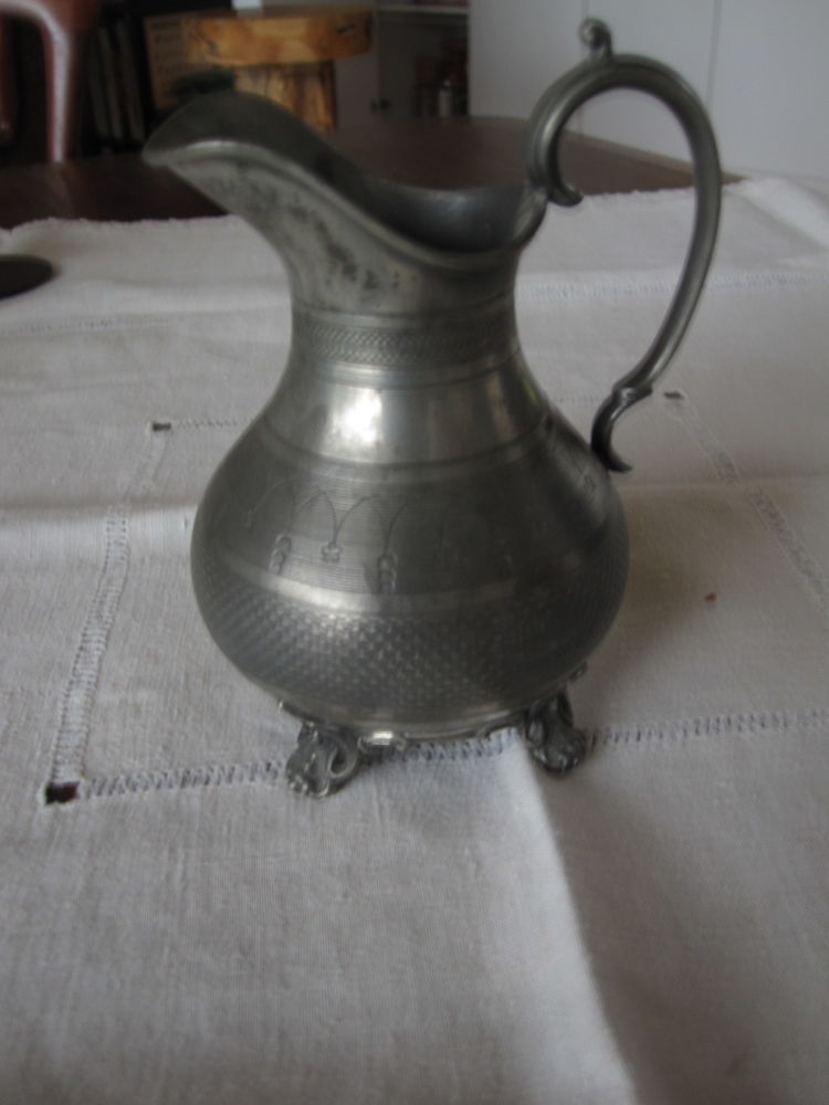 Petit pichet �tain 10 Vitry-sur-Seine (94)