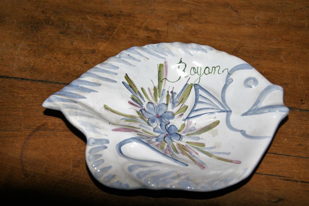 Petit plat vide poche parfait �tat forme poisson 15 Saint-Hippolyte (17)