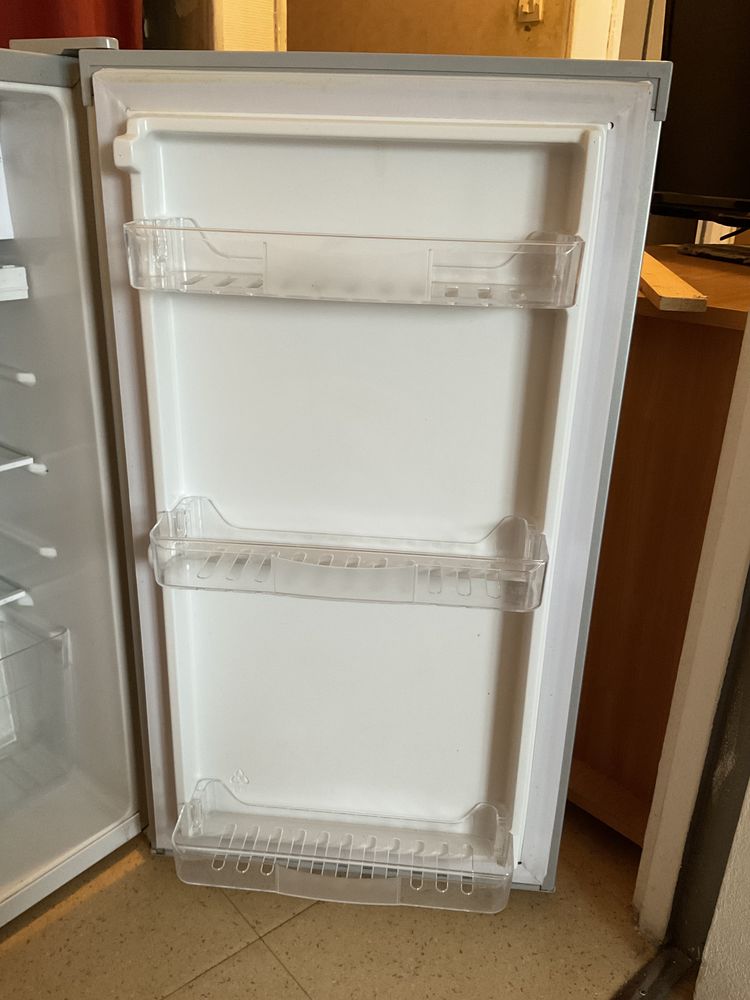 Petit r�frig�rateur gris clair proline 80 Saint-Germain-en-Laye (78)