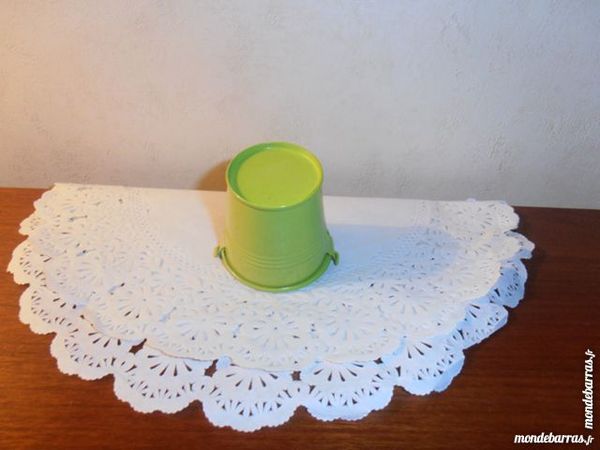 Petit seau vert (57) 2 Tours (37)