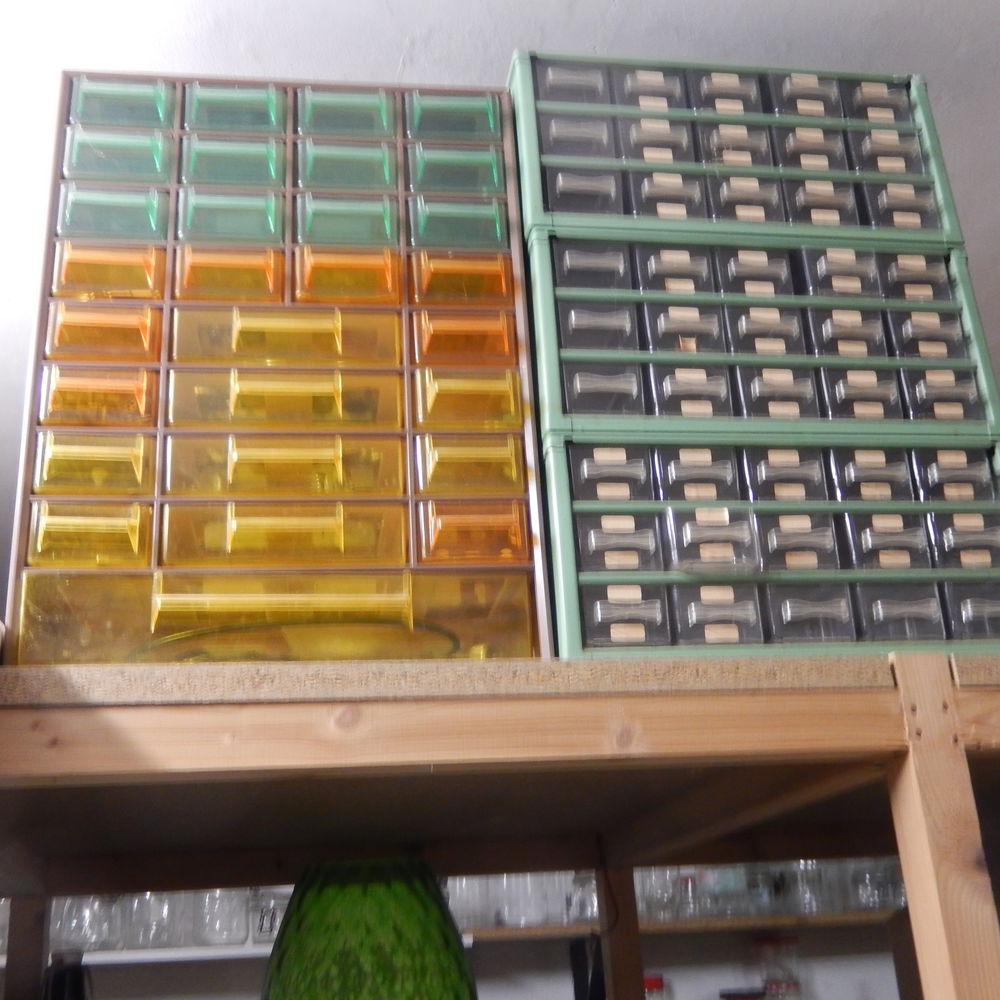 Petit stock tr�s divers  de mat�riel �lectronique et �lectri 0 Pons (17)