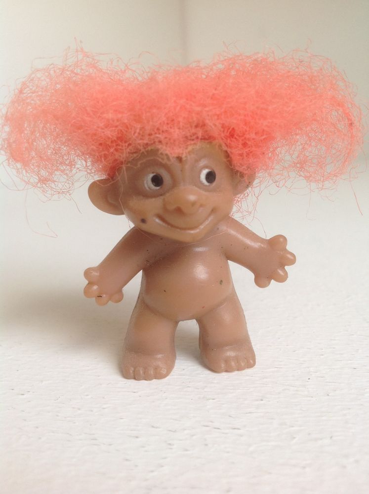 PETIT TROLL NATURISTE Envoi Possible
1 Tr�gunc (29)
