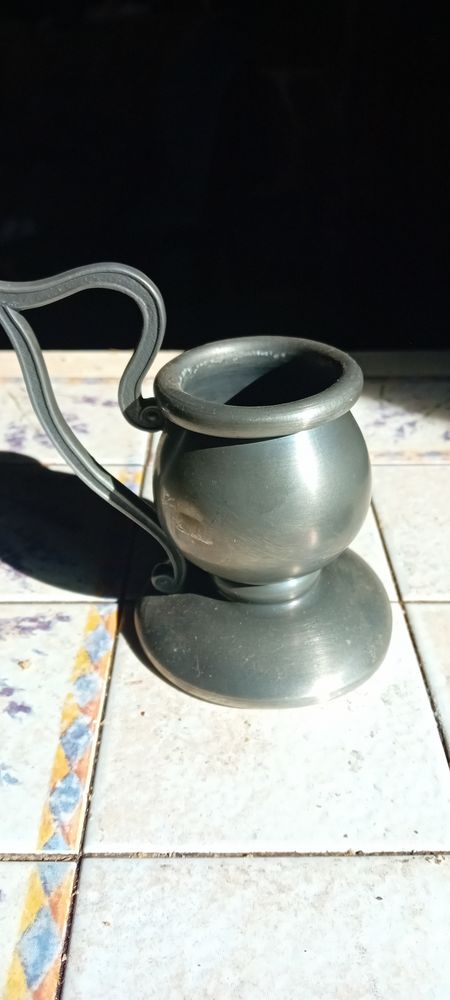 Petit vase 15 Chambost-Longessaigne (69)