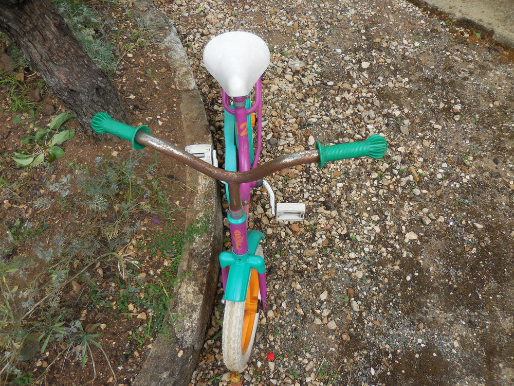 Petit v�lo vert orange 15 Poitiers (86)