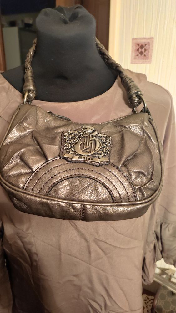 Petit sac vintage Guess mordor� cuir vegan froiss� d'origine 60 Verneuil-sur-Seine (78)