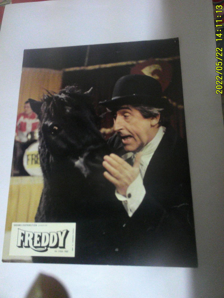 lot  de  (  5  )  Petite - AFFICHES de  CINEMA 15 Nontron (24)