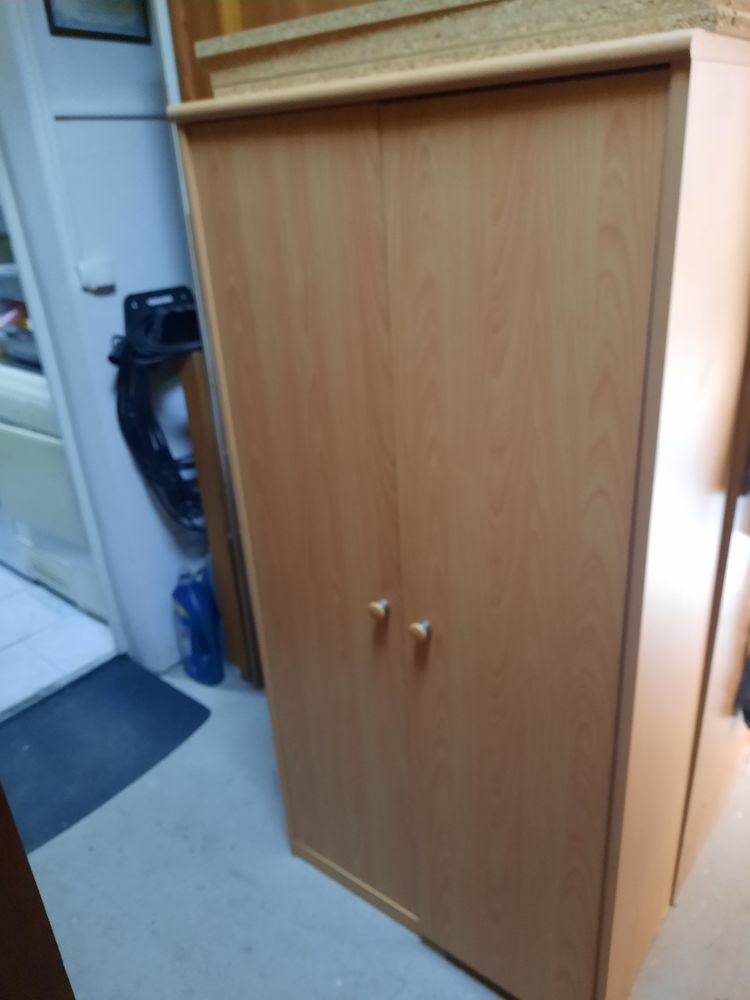 Petite armoire  bois clair 25 Bourg-de-P�age (26)