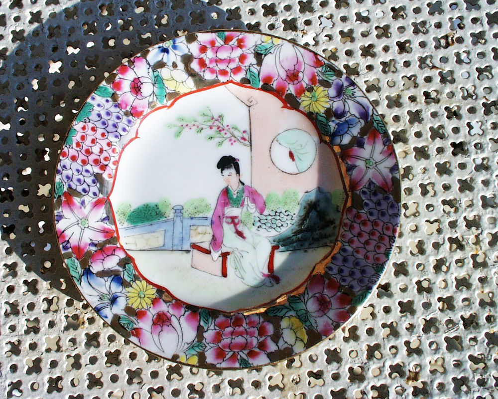 Petite assiette ancienne sign�e, Porcelaine de Canton 10 Roquefort-les-Pins (06)