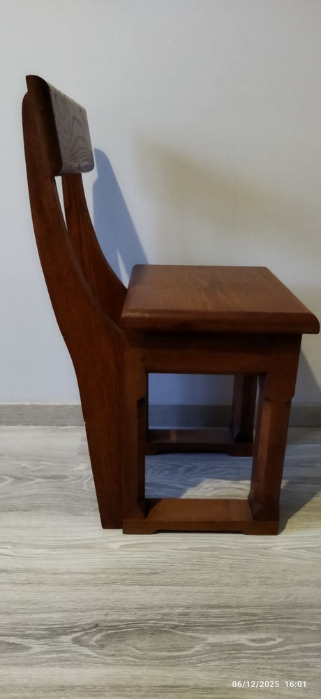 PETITE CHAISE ORIGINALE BOIS TBE 10 Elbeuf (76)