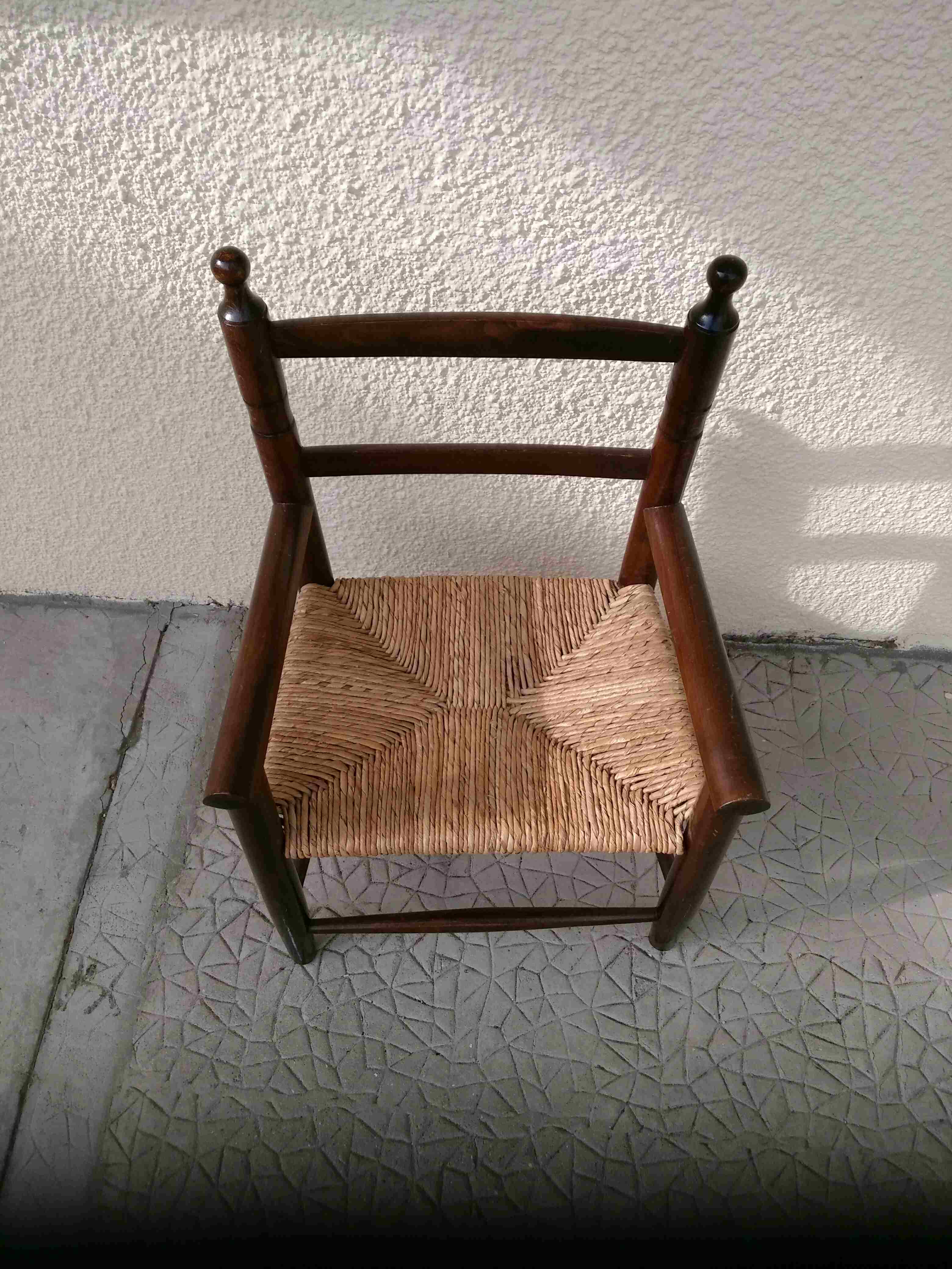 Petite chaise paille et bois 20 Sotteville-lès-Rouen (76)