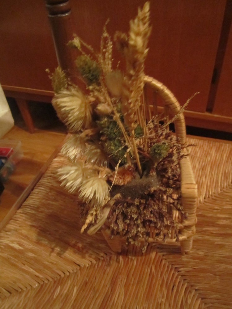 Petite chaise en paille en osier d�coration dessus 0 M�rignies (59)