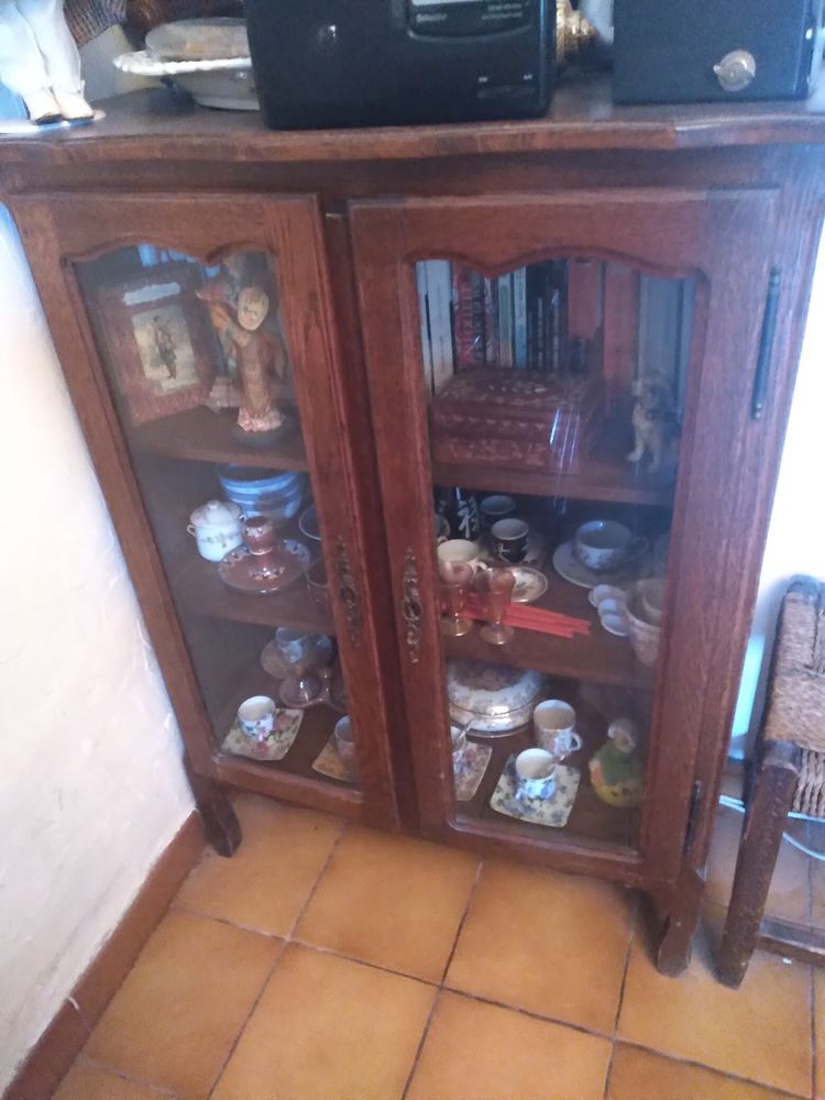 Petite commode avec vitrine 30 Marseille 10 (13)