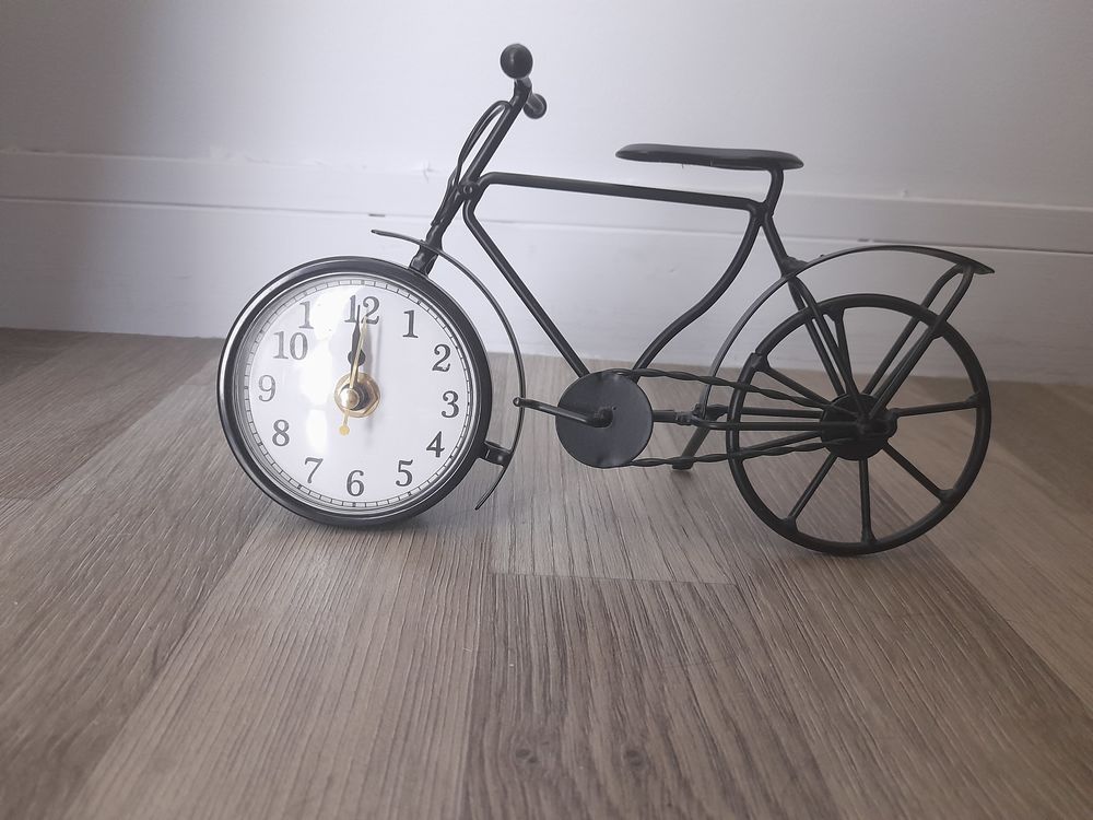 Petite horloge 5 Choisy-le-Roi (94)