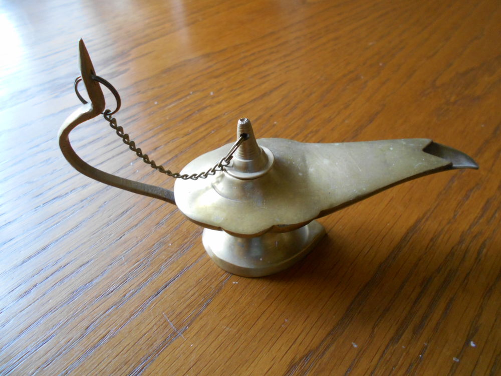 PETITE LAMPE avec couvercle 12 Dammarie-les-Lys (77)