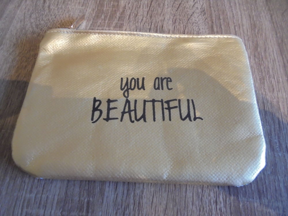 Petite pochette dor�e (39) 2 Tours (37)