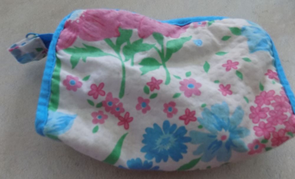 Petite pochette maquillage 1 La Motte-d'Aveillans (38)