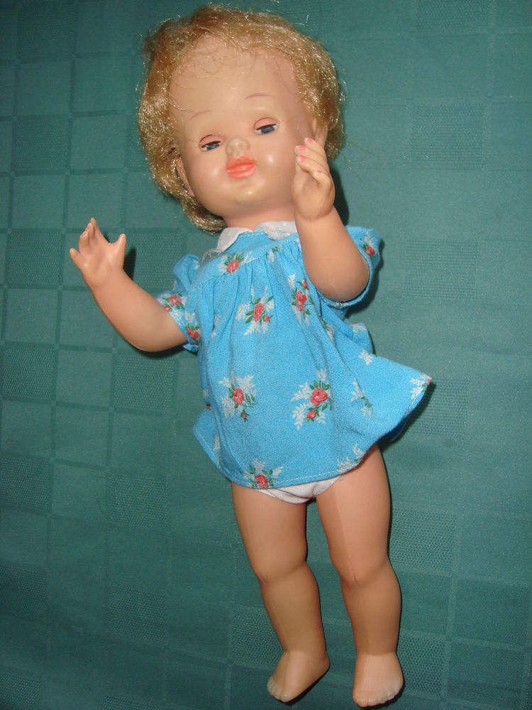 petite poupee ancienne