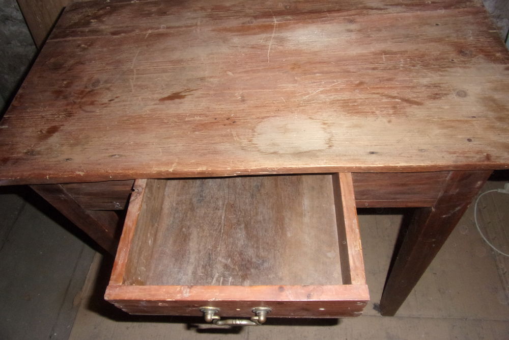 PETITE TABLE D'APPOINT 30 Maury (66)