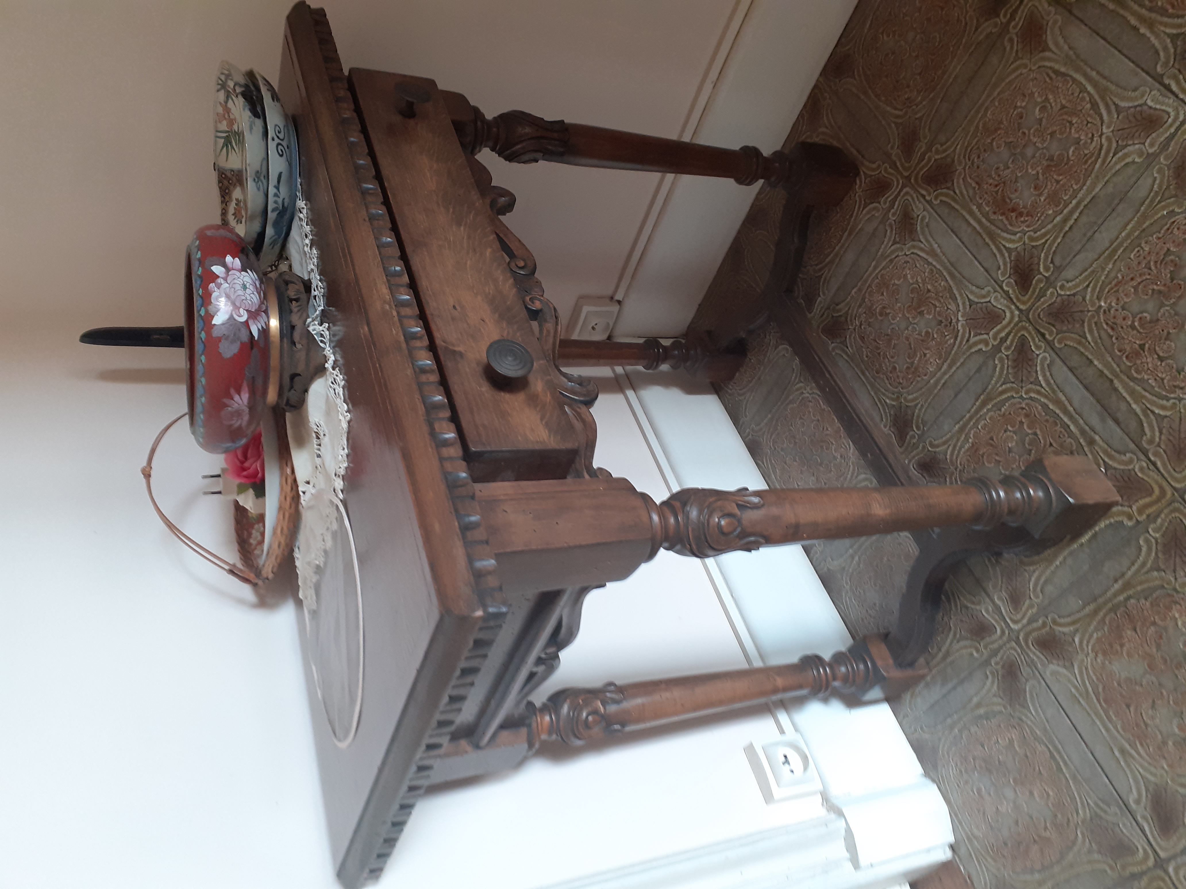 petite table d'appoint ancienne 0 Ollioules (83)