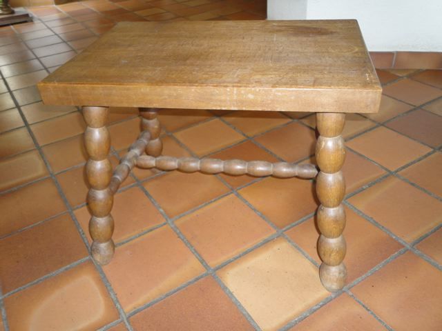 Petite table avec 2  tabourets 0 Le Croisic (44)