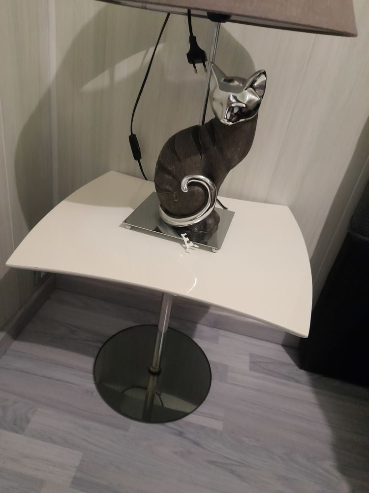 Petite table de chevet 40 Beaumont-de-Lomagne (82)