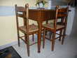 petite table de cuisine dessue carrelé et ses deux chaises 95 Lanouaille (24)
